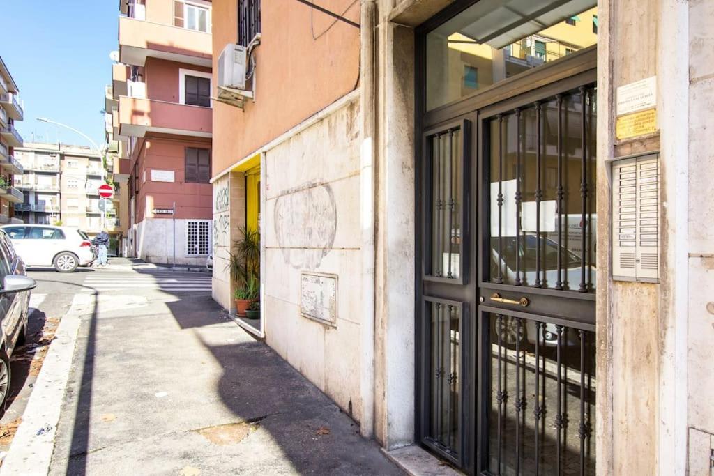 Rosa'S Terrace Roma Panoramic Penthouse Exterior foto