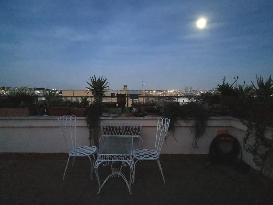 Rosa'S Terrace Roma Panoramic Penthouse Exterior foto